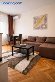 Stan Na Dan Šabac - Apartman ANIKA - Image 2