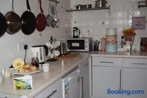 Little Mermaid Cottage - Image 5
