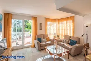 Casa Limonar Málaga - Image 1