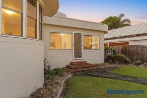 Selah - 36 Woodburn Street - Image 3