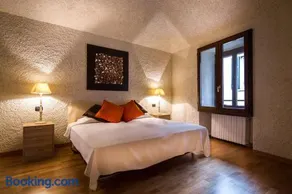 Cernobbio Art Apartment - Image 3