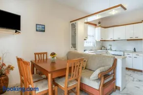Kyma Arch House - Image 5