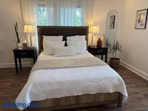 Tranquil Suite Studio - Image 3