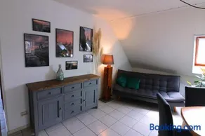Apartamento vacacional con 2 dormitorios para 5 personas - Image 1