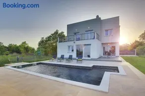 Holiday Home Dvori - Image 3