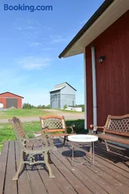 Tiny House with Private Sauna & Hot Tub near Archipelago Trail - Image 2