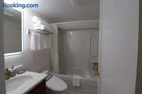 Victoria Gorge Waterway Vacation Home - Image 2