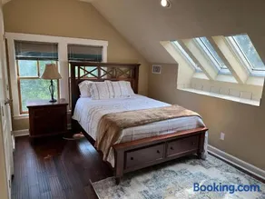 The Emily Elizabeth House - Image 2