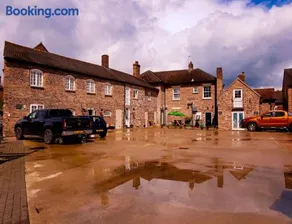 The Alder Studio @ The Pheasant - Image 2
