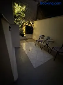 See and City Apartment - Image 4
