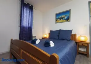 Le Repos du Canal Wifi Parking Piscine Terasse - Image 2