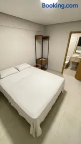 Urban Stay Botanic - Image 5