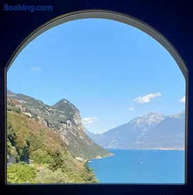 Hotel La Terrazzina - Image 4