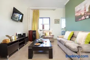 Irini Apartment I - Image 1