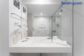 GuestReady - Cathedral Design Apartments - Image 2