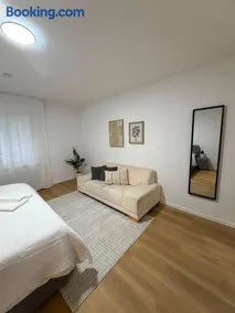 Villa Positano EG Parkplatz Balkon Veltins Arena - Image 2