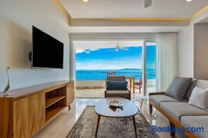 Blue Horizon 302 | 1BR/2BA Puerto Vallarta Ocean View - Image 1