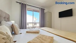 Baleal Beach Stay - Image 3