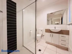 Gold Coast Oasis Villa at Theme Park - Image 2