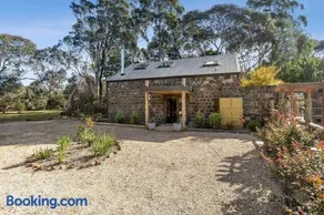 Woodlands Retreat - Image 3