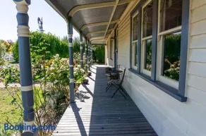 Pound Hill Cottage - Image 3