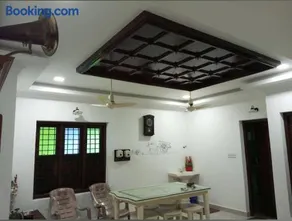 Sambranikodi Resort and Home Stay - Image 2
