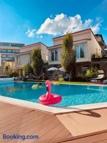 Nayino Resort Hotel - Image 3