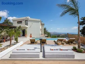 Villa Staride, sea view, private heated pool, playground - Image 1