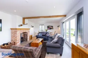 Finest Retreats - The Holt - Image 5