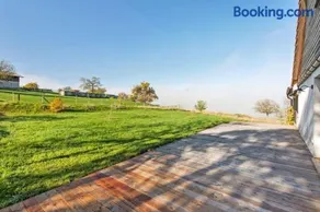 Completely refurbished typical Swiss farmhouse - Image 2