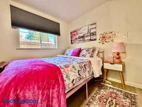 Cozy 1 Bedroom Apartment 10 minutes to SeaTac Airport - Image 1