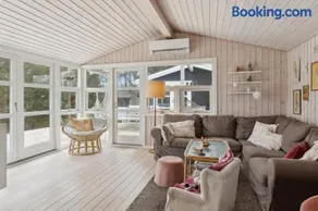 Charming Holiday Home Near Stenstrup Beach - Image 3