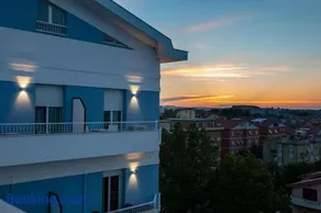 Hotel Mondial - Image 4