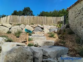 Gite LES PEYRIERES avec piscine - Image 3