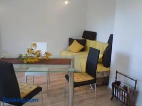 Apartments Tri sestrice - Image 3