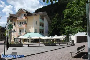 Apparthotel Central - Image 2