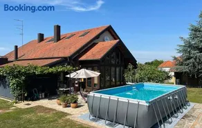 Beautiful Home In Cakovec With Sauna - Image 1