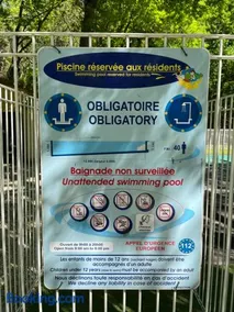 Jolie maisonnette avec piscine - Image 2