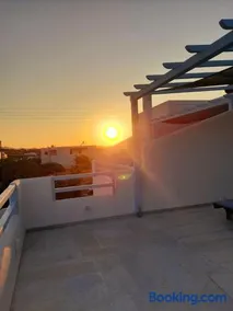 Aliki Luxury - Ira - Image 2