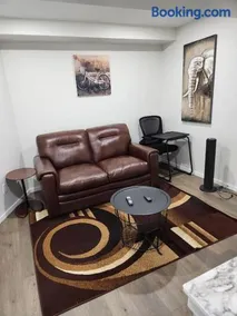Avocado Executive Suite 2 - Image 1