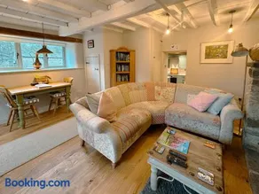 Ivy Cottage - Image 2