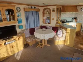 Tm8 6 BERTH 2 BEDROOM CARAVAN P - Image 3