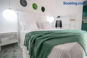 Ektoras Apartment - Image 1
