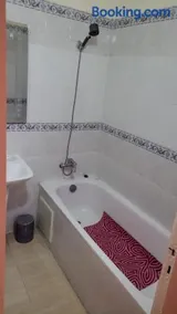 شقة ممتازة باسكان الشعبي طريق مهدية تتوفر على جميع وسايل الراحة - Image 5
