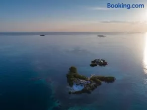 Gladden Private Island - Image 3