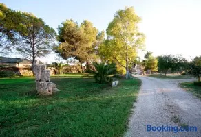 Le Pentume - Image 1