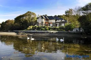 Seafort Luxury Hideaway - Image 2