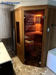 El Gallinero, Loft con sauna y jacuzzi - Housevanlive - Image 1