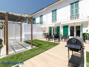 7 min walk to the sea, Free parking, 3 AC, Garden - Image 1