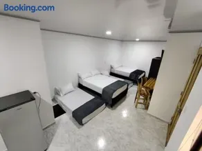 Apartahotel-sevilla - Image 4